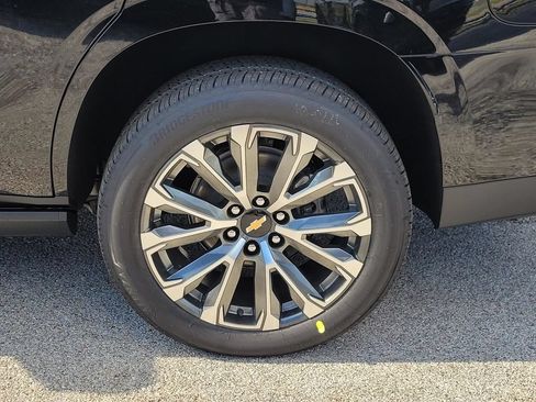 New 2026 Chevrolet Tahoe High Country w/ LPO, Illumination Package AWD/4WD image 4