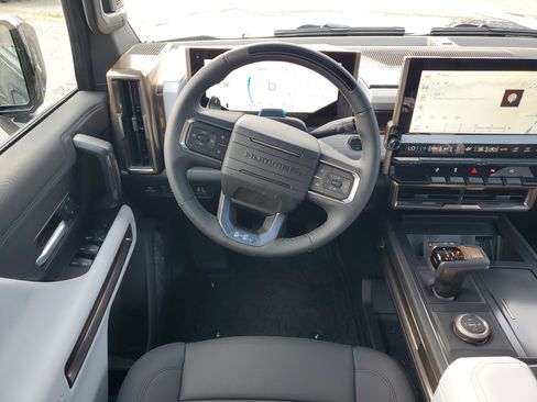 New 2025 GMC Hummer EV 2X image 15