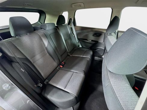 Used 2021 Nissan Rogue S FWD image 26