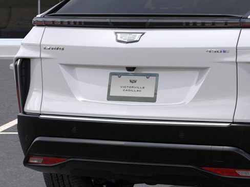 New 2025 Cadillac Lyriq Luxury image 14