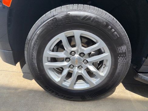 Used 2024 Chevrolet Tahoe LT AWD/4WD image 15
