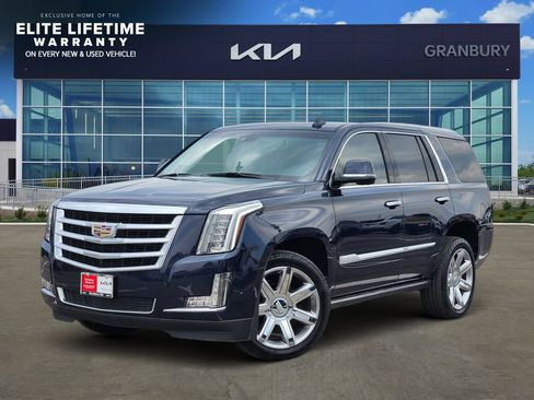 Used 2020 Cadillac Escalade Premium Luxury AWD/4WD image 1