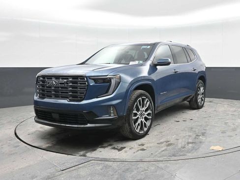 New 2026 GMC Acadia Denali Ultimate w/ LPO, Floor Liner Package AWD/4WD image 5