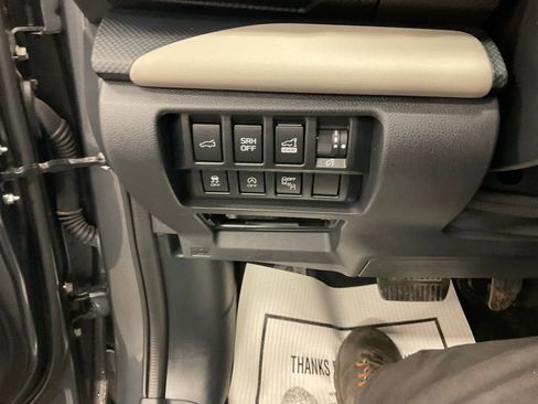 Used 2022 Subaru Forester Limited image 20