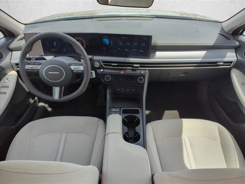 Used 2024 Hyundai Sonata SEL FWD image 16
