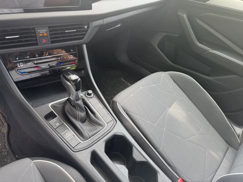 Used 2025 Volkswagen Jetta Sport FWD image 18