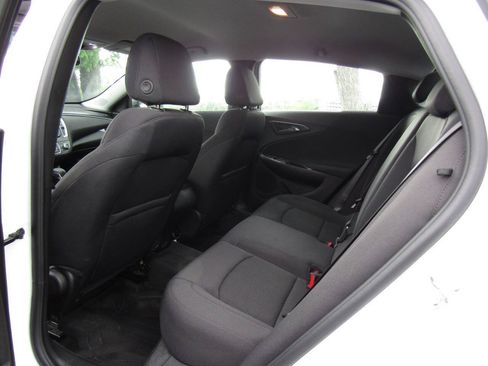 Used 2022 Chevrolet Malibu LS w/ LPO, Floor Liner Package FWD image 11
