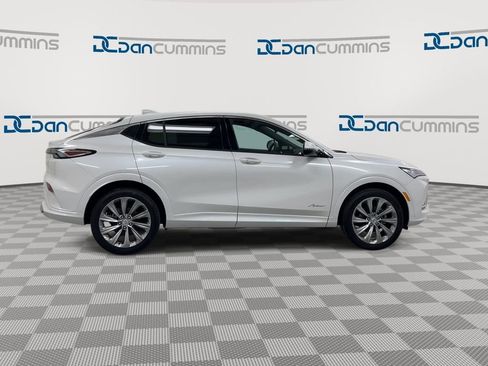 New 2026 Buick Envista Avenir FWD image 9