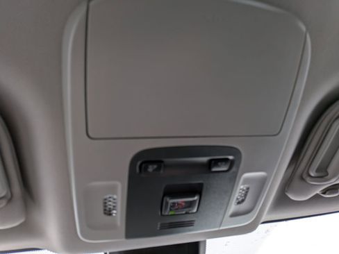 Used 2022 Toyota Camry LE w/ Carpet Mat Package (TMS) image 22