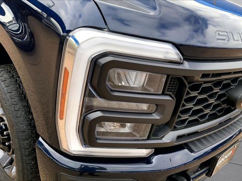 Used 2024 Ford F250 Lariat w/ Sport Appearance Package AWD/4WD image 28