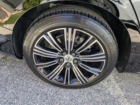 Used 2022 Volvo S60 B5 Inscription AWD/4WD image 19