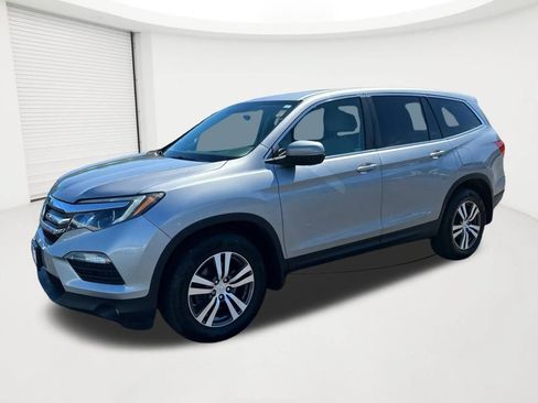 Used 2018 Honda Pilot EX image 1
