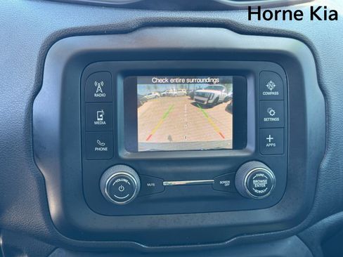 Used 2019 Jeep Renegade Sport FWD image 20