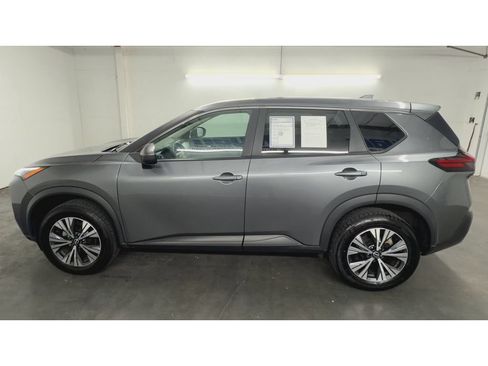Used 2023 Nissan Rogue SV AWD/4WD image 5