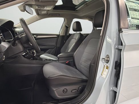 New 2026 Volkswagen Jetta SE image 18