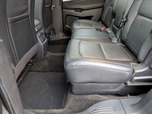 Used 2016 Ford Explorer Limited image 18