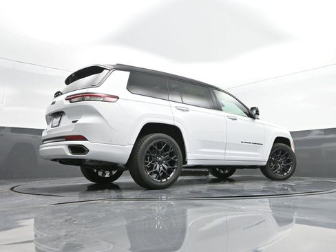 Used 2025 Jeep Grand Cherokee L Summit image 40