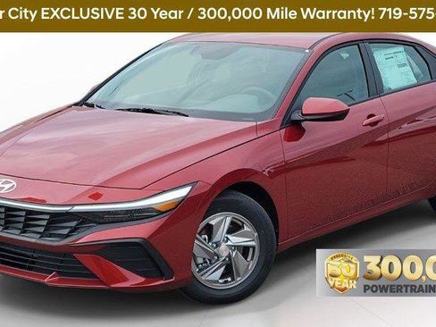 New 2025 Hyundai Elantra SE image 6