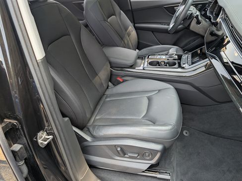 Used 2023 Audi Q7 3.0T Premium Plus w/ Premium Plus Package AWD/4WD image 21