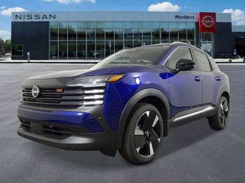 New 2026 Nissan Kicks SR w/ Cold Weather Package AWD/4WD image 1