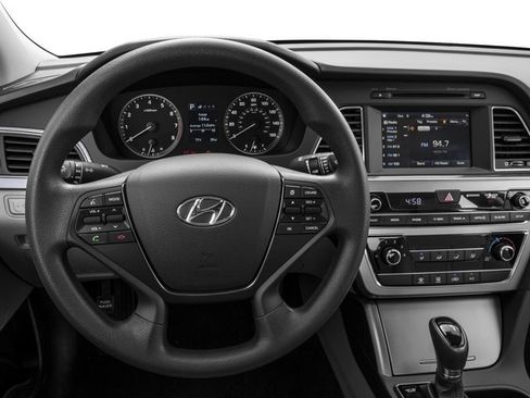 Used 2016 Hyundai Sonata SE FWD image 9