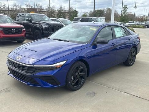 New 2026 Hyundai Elantra Sport w/ Cargo Package image 4