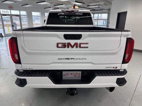 Used 2021 GMC Sierra 2500 AT4 w/ AT4 Premium Plus Package image 10
