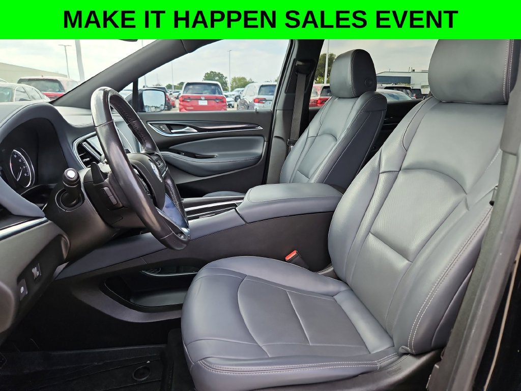Used 2022 Buick Enclave Essence w/ Experience Buick Package FWD image 9