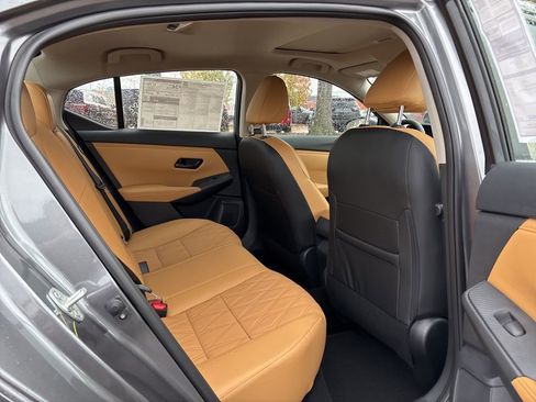 New 2025 Nissan Sentra SV w/ SV Premium Package image 17