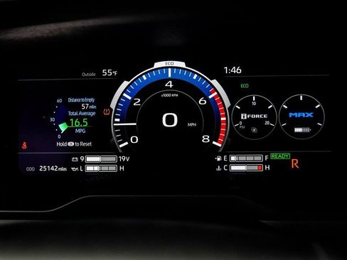 Used 2024 Toyota Tundra Limited AWD/4WD image 38