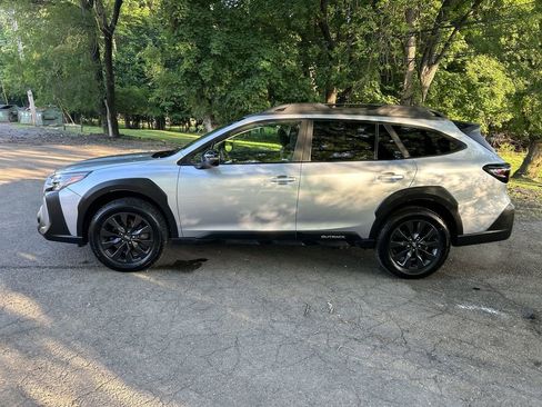 Certified 2023 Subaru Outback Onyx Edition XT AWD/4WD image 5
