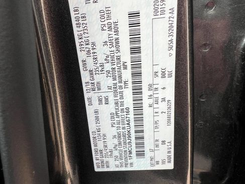 Used 2019 Ford Escape Titanium image 20