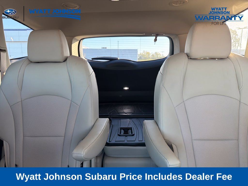 Used 2023 Buick Enclave Essence w/ Experience Buick Package FWD image 29