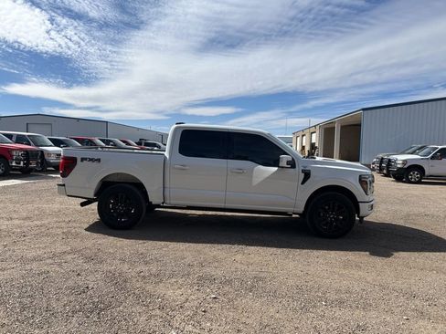 Used 2024 Ford F150 Platinum w/ FX4 Off-Road Package image 9