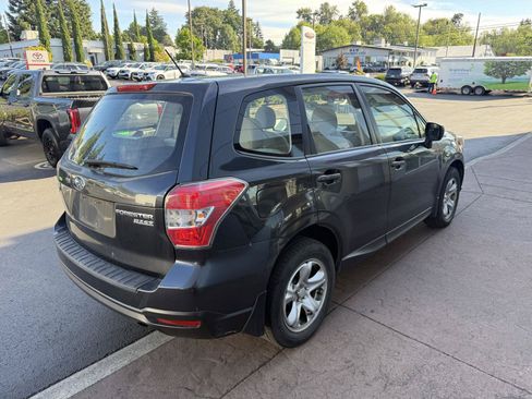 Used 2014 Subaru Forester 2.5i AWD/4WD image 5