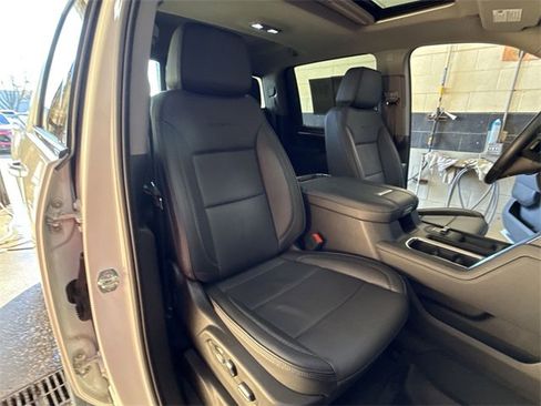 Certified 2025 GMC Sierra 3500 Denali w/ Denali Reserve Package image 26