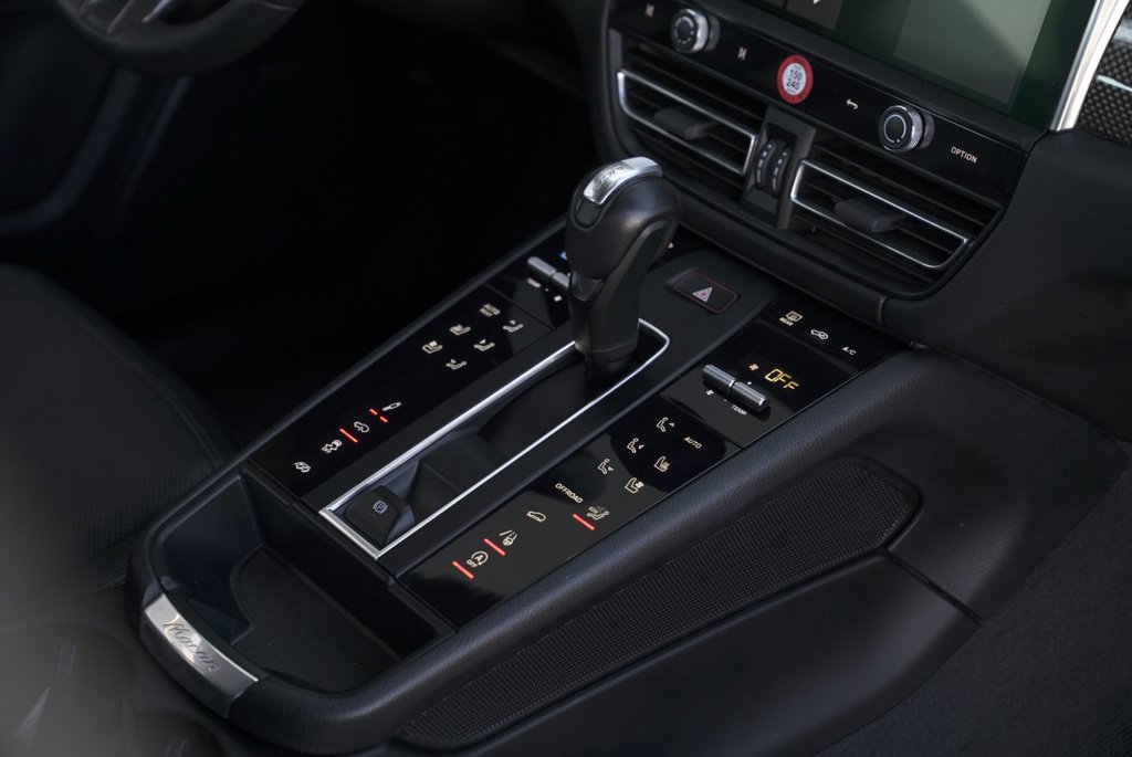 Used 2023 Porsche Macan GTS w/ Premium Package Plus AWD/4WD image 75