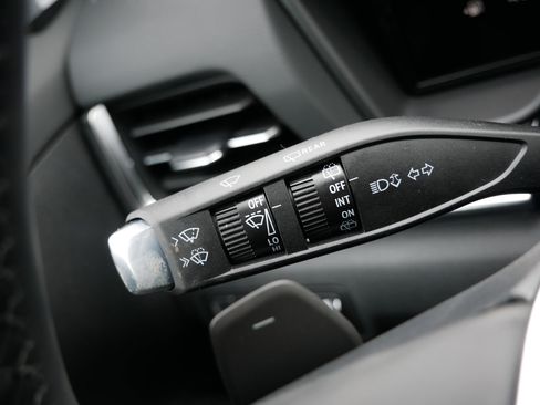 New 2026 GMC Terrain Denali w/ LPO, Black Badging Package AWD/4WD image 25