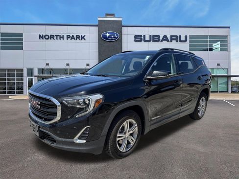 Used 2019 GMC Terrain SLE w/ Driver Convenience Package FWD image 1