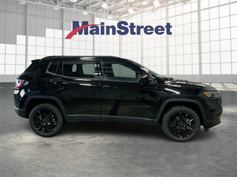 New 2026 Jeep Compass Latitude AWD/4WD image 6