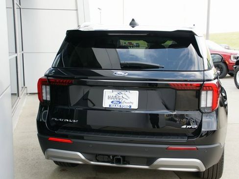 New 2026 Ford Explorer Platinum w/ LUX Leather Package image 4