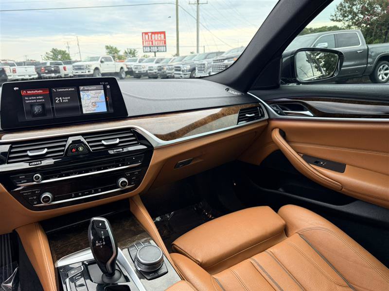 Used 2017 BMW 540i RWD image 27