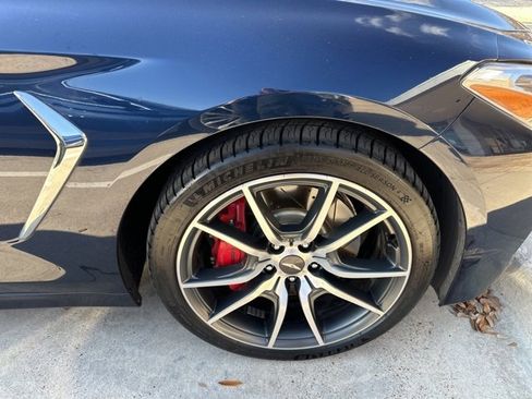 Used 2019 Genesis G70 3.3T Advanced w/ Elite Package image 10