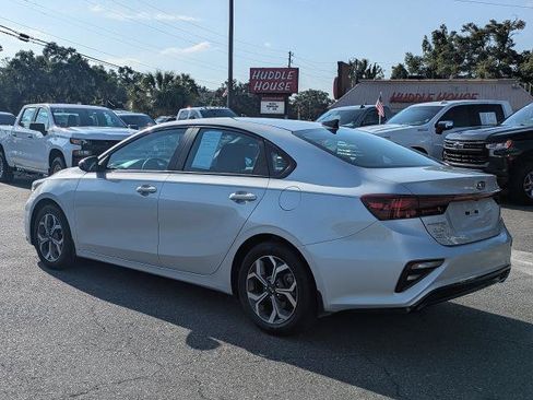 Used 2021 Kia Forte LXS FWD image 6