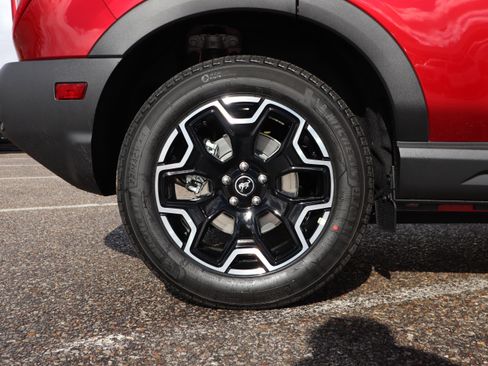 New 2025 Ford Bronco Sport Outer Banks w/ Outer Banks Tech Package+ AWD/4WD image 12
