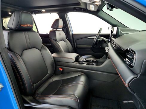 Used 2023 Honda Pilot TrailSport image 23