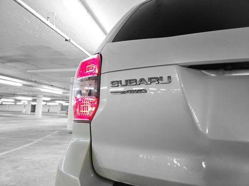 Used 2015 Subaru Forester 2.5i Premium w/ Popular Package #2 image 10