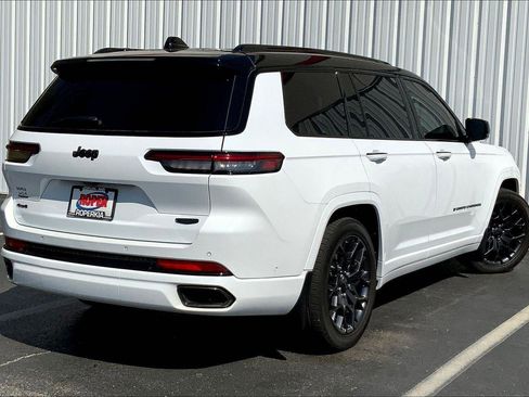 Used 2025 Jeep Grand Cherokee L Summit AWD/4WD image 11