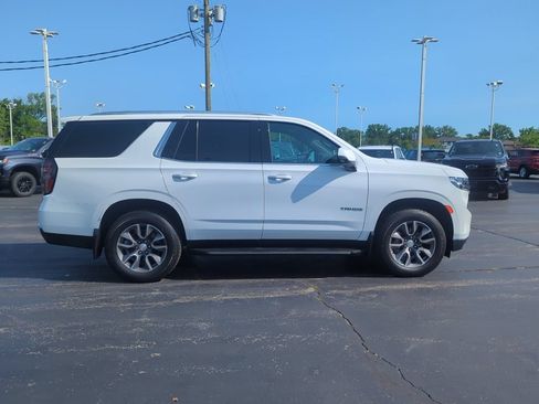 Certified 2022 Chevrolet Tahoe LT w/ Luxury Package AWD/4WD image 10
