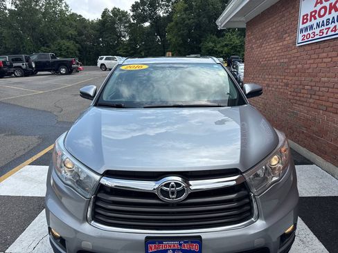 Used 2016 Toyota Highlander XLE AWD/4WD image 7